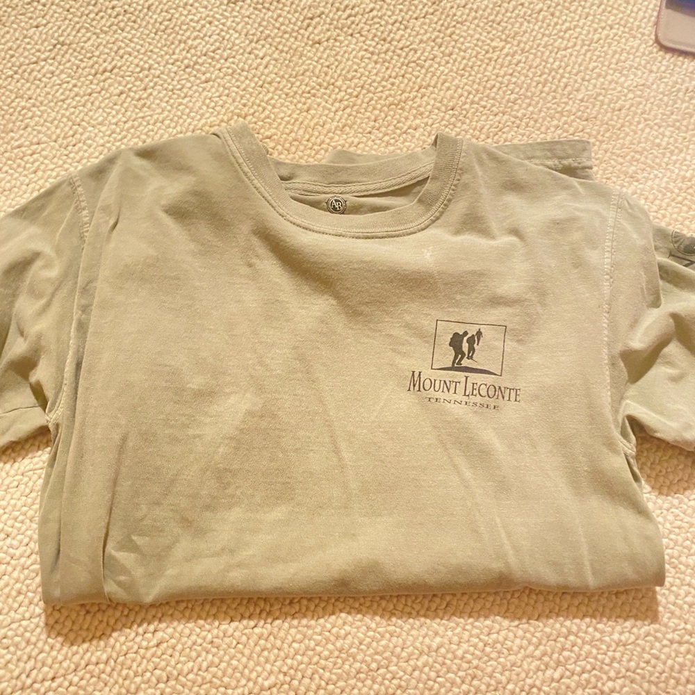mount leconte tee
